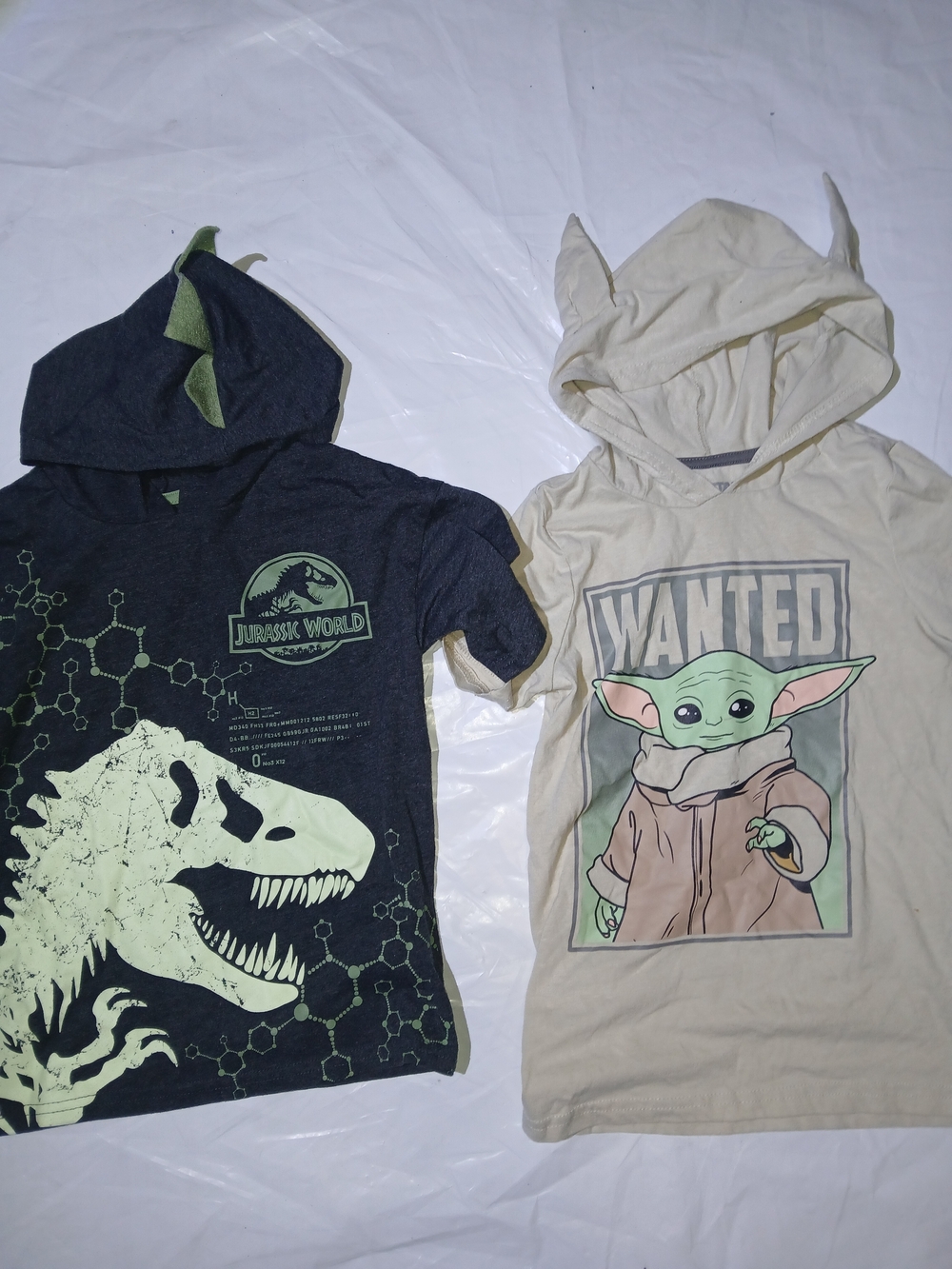 Boys' Dark Gray Hooded Dino Tee | Star Wars Grogu hooded tee | size 6